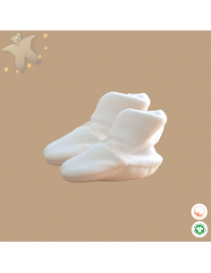 Chaussons de naissance bébé blancs remontant aux chevilles