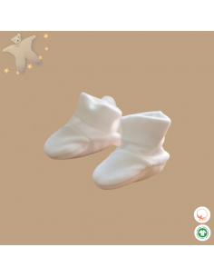 Chaussons de naissance bébé blancs remontant aux chevilles 2